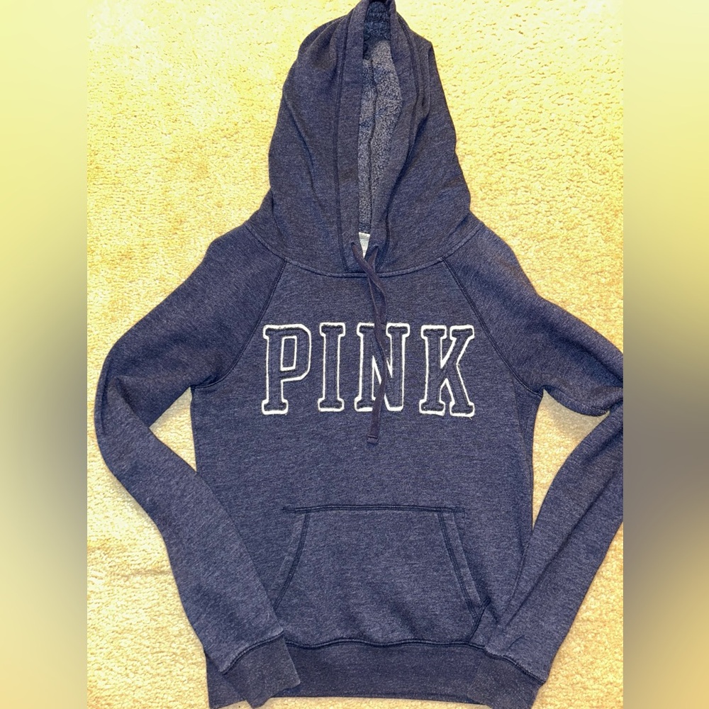 VS pink hoodie